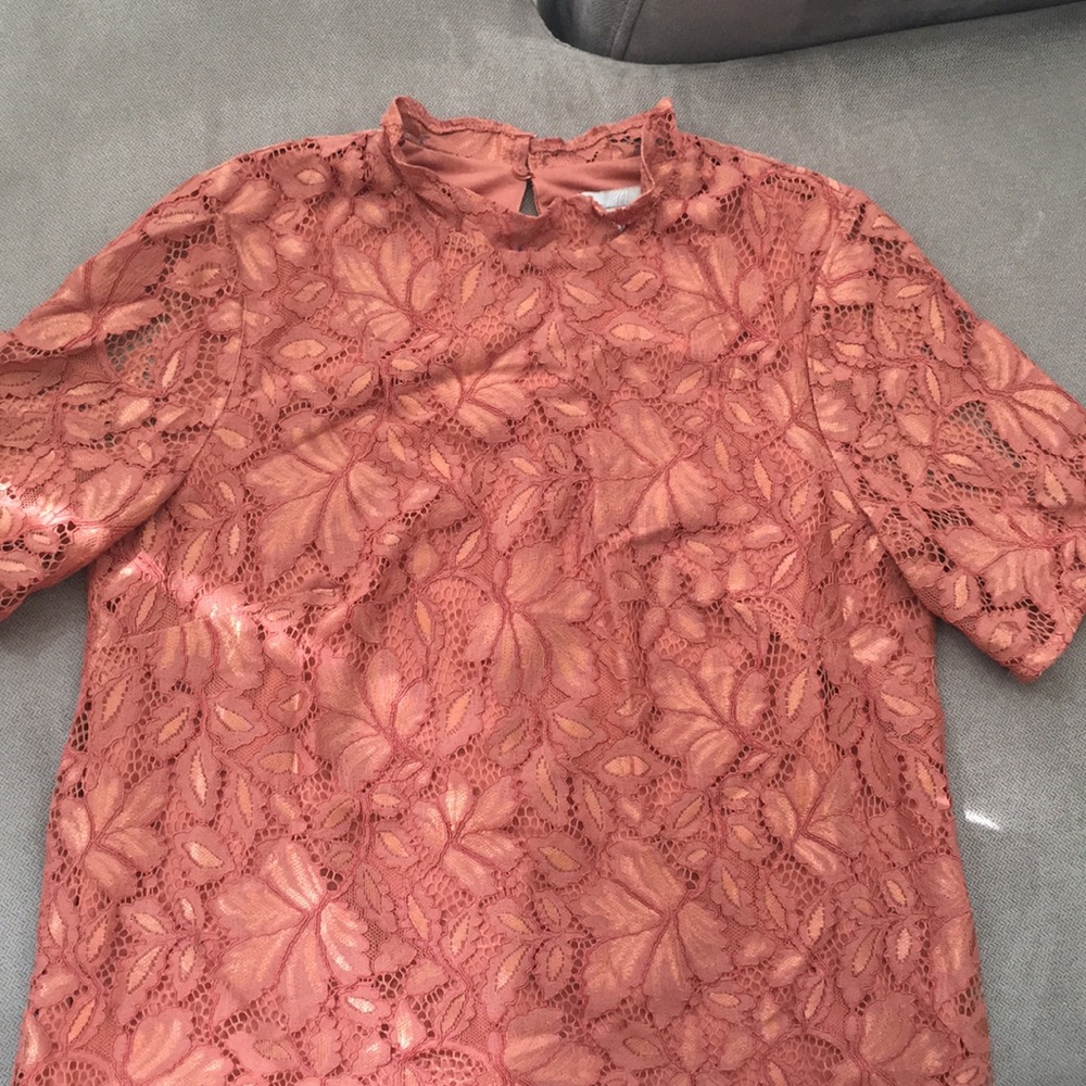 HM lace top